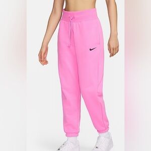 Nike women’s pink sweatpants